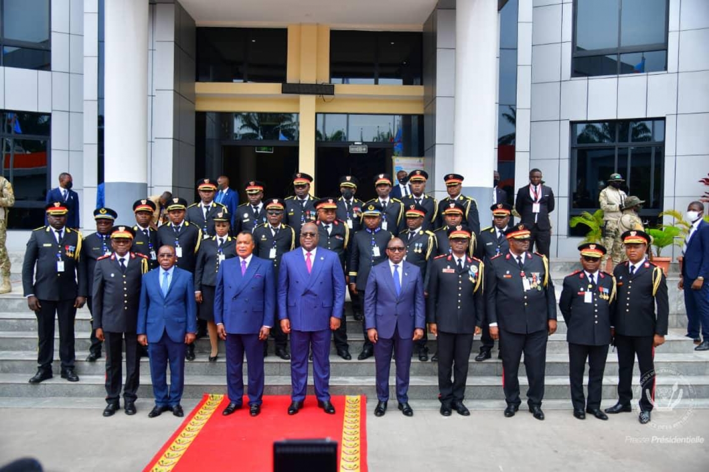Les présidents Tshisekedi et Sassou N&#039;guesso ont clos l&#039;année académique du CHESD