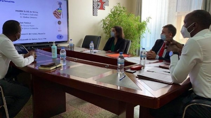 Lancement d’un projet numérique de lutte contre l’épidémie de COVID-19 entre la France et le Rwanda
